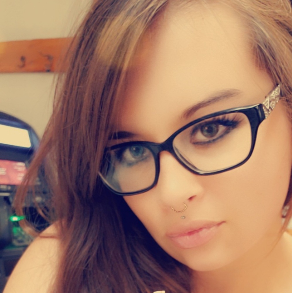 Meet your Posher, Catherine